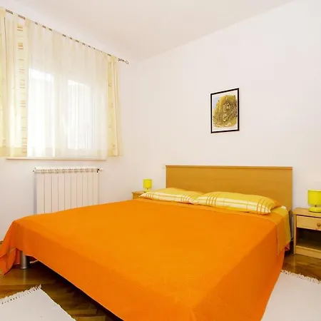 Zlatka Apartament *